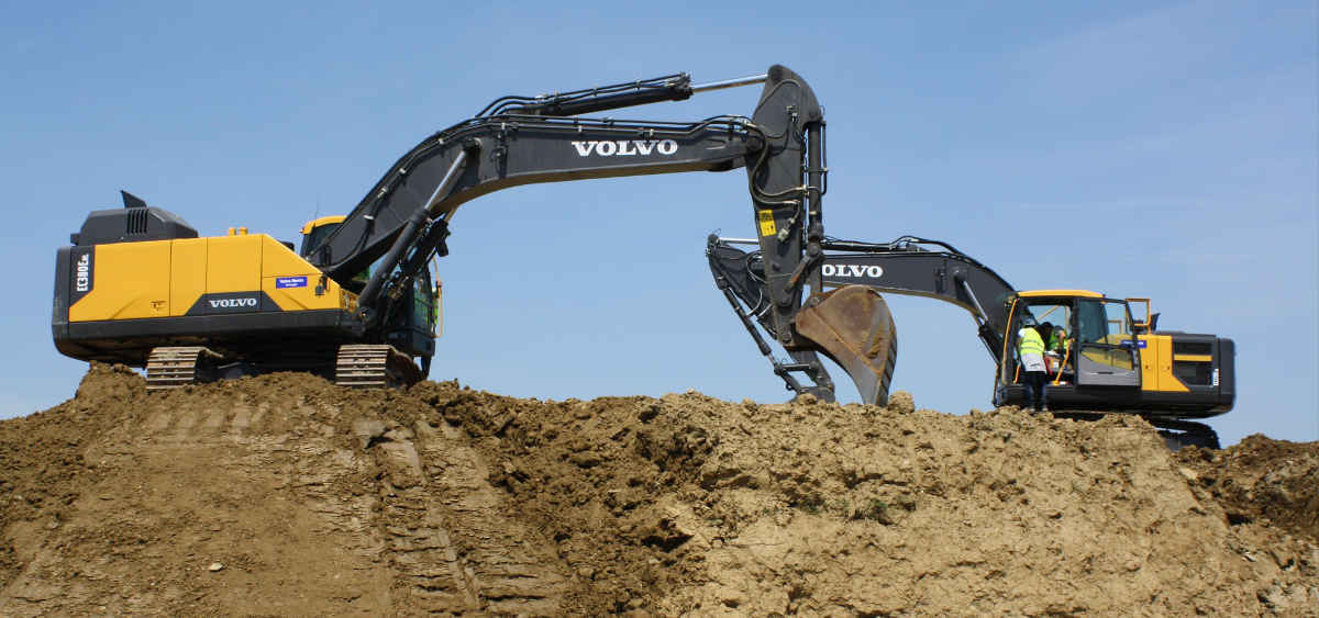 excavators-digging